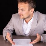 Oszaleć. Emocja. Wściekły szef na swoich podwładnych. Pomysł na biznes
