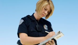 List polecony z policji – co to może być i czy trzeba go odebrać?