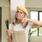 Poczucie krzyżowania kciuków w dół